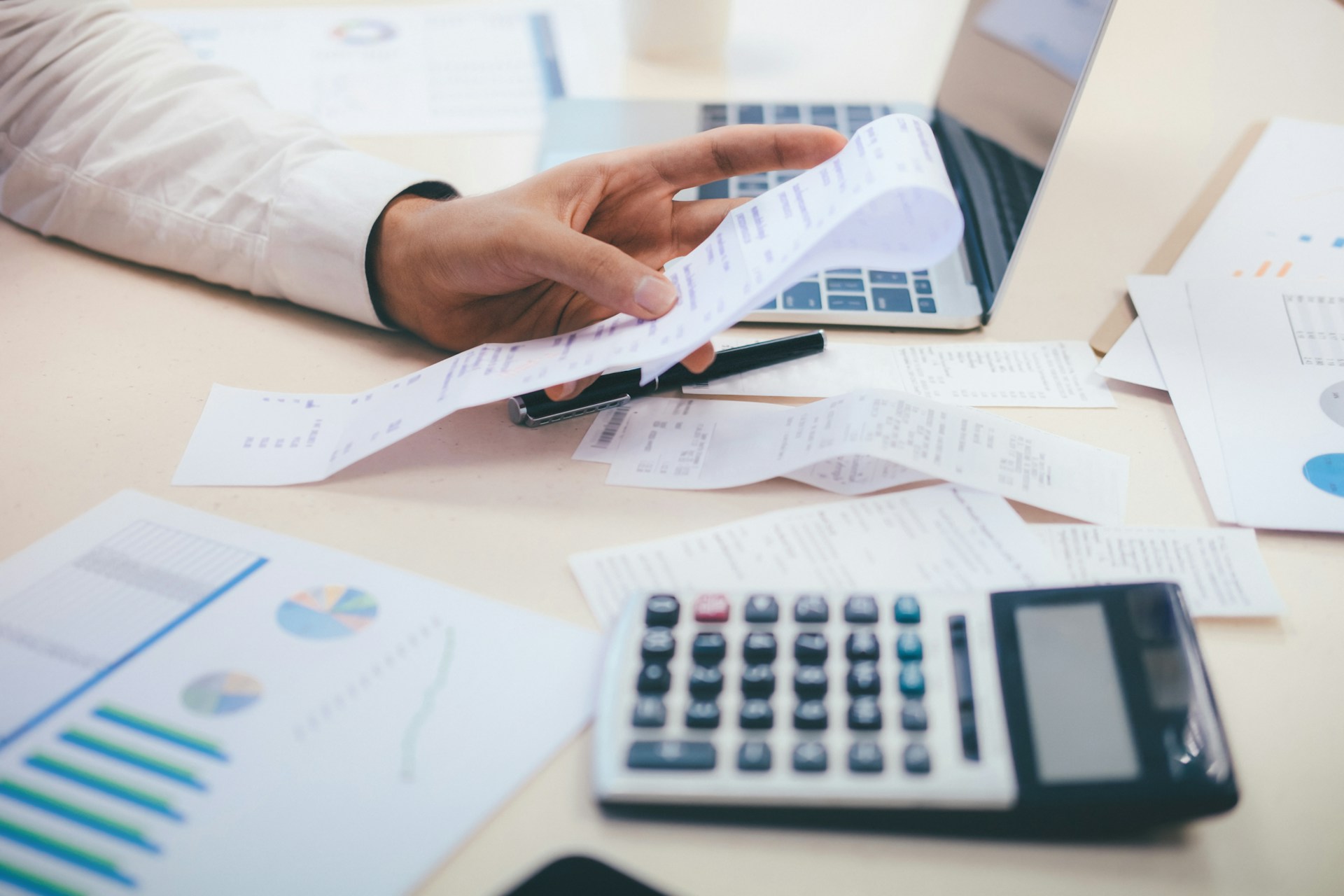 Correcting IRS Code 1094C-013-01 Inaccurate Aggregated Group Indicator on Form 1094-C